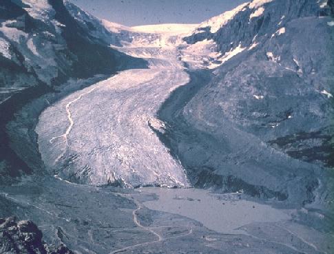 Athbaska glacier with lateral moraine, ice margin lake, British Columbia.