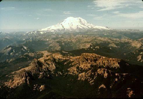 Mt. Rainier, Oregon, a Cascade Range stratovolcano.